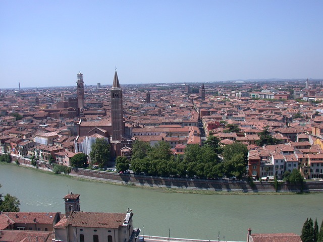 Verona vista sul fiume Adige